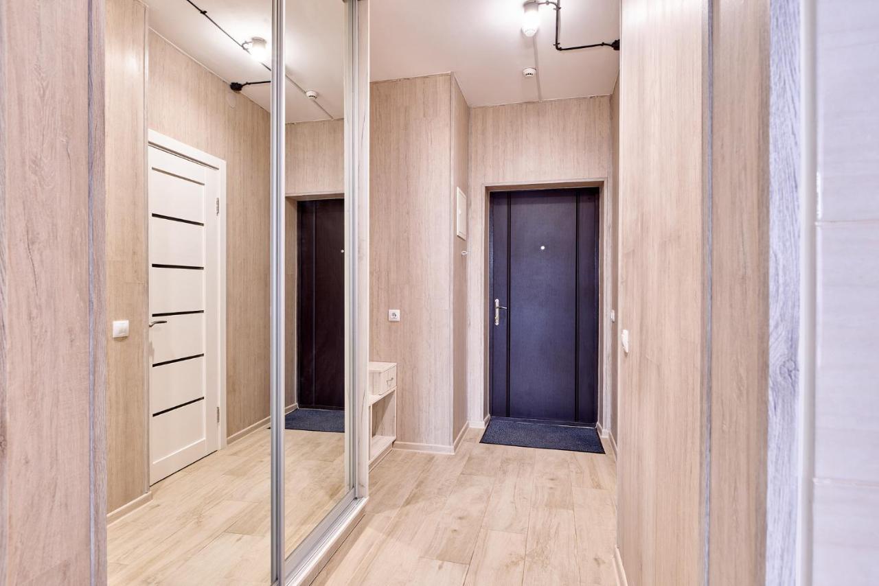 Затишна Квартира У Центрі Міста Elisium3 Kiev Ngoại thất bức ảnh